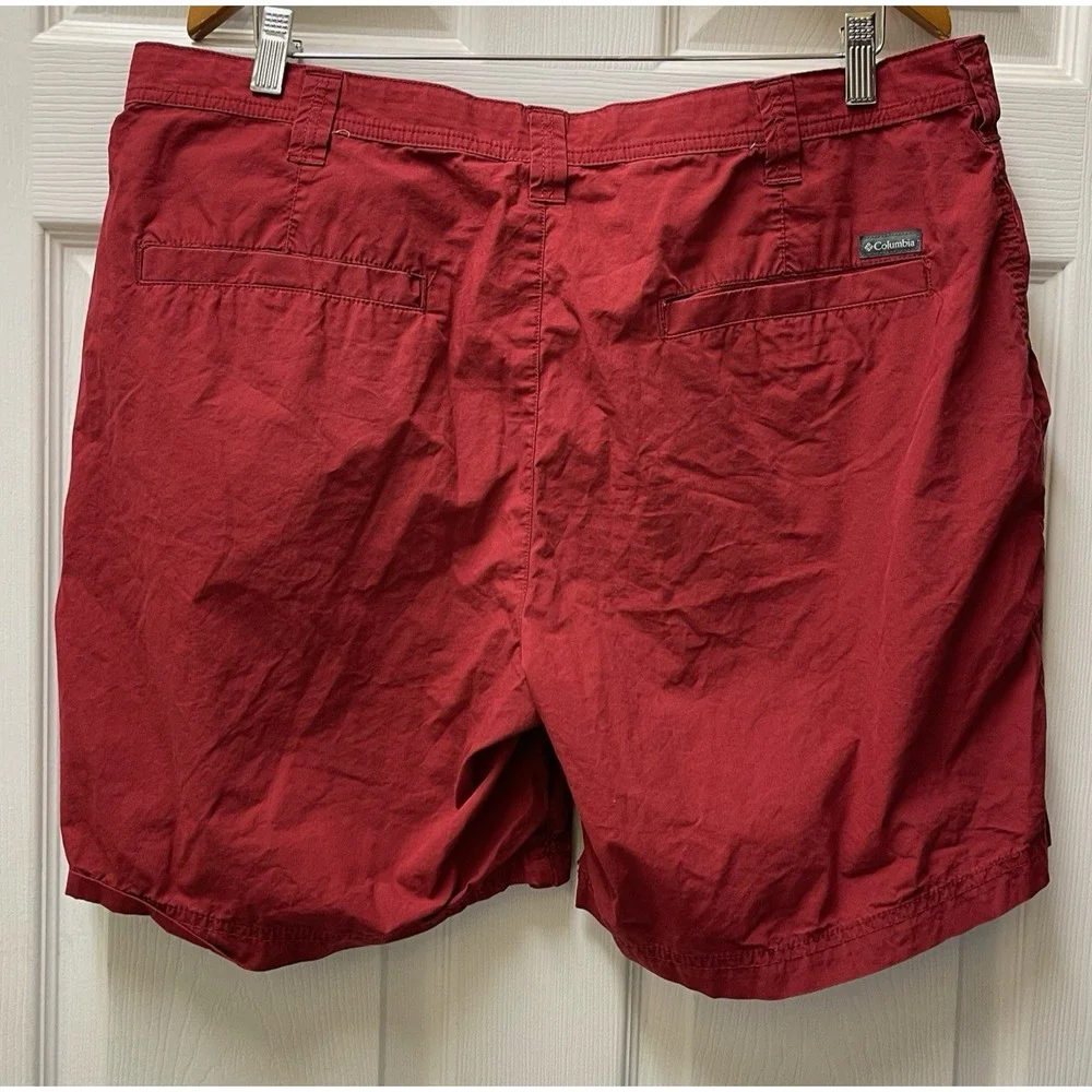 Columbia Men's 38 Waist 8